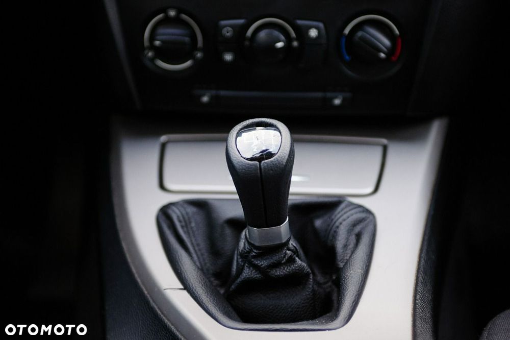 BMW Seria 3 - 18