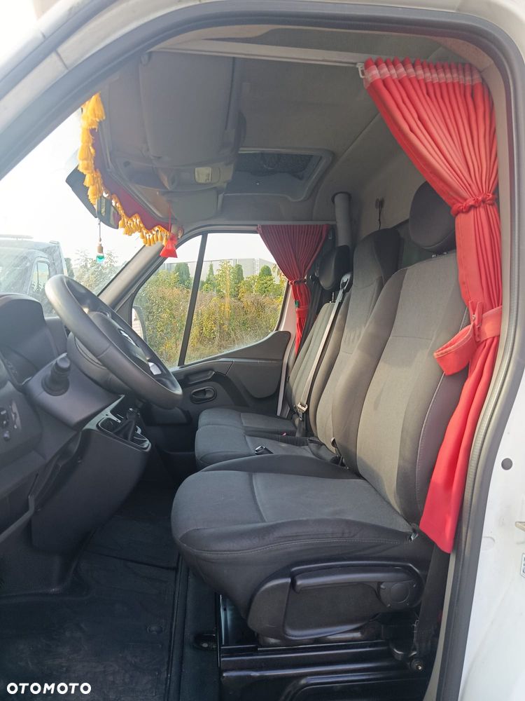 Renault Master - 10