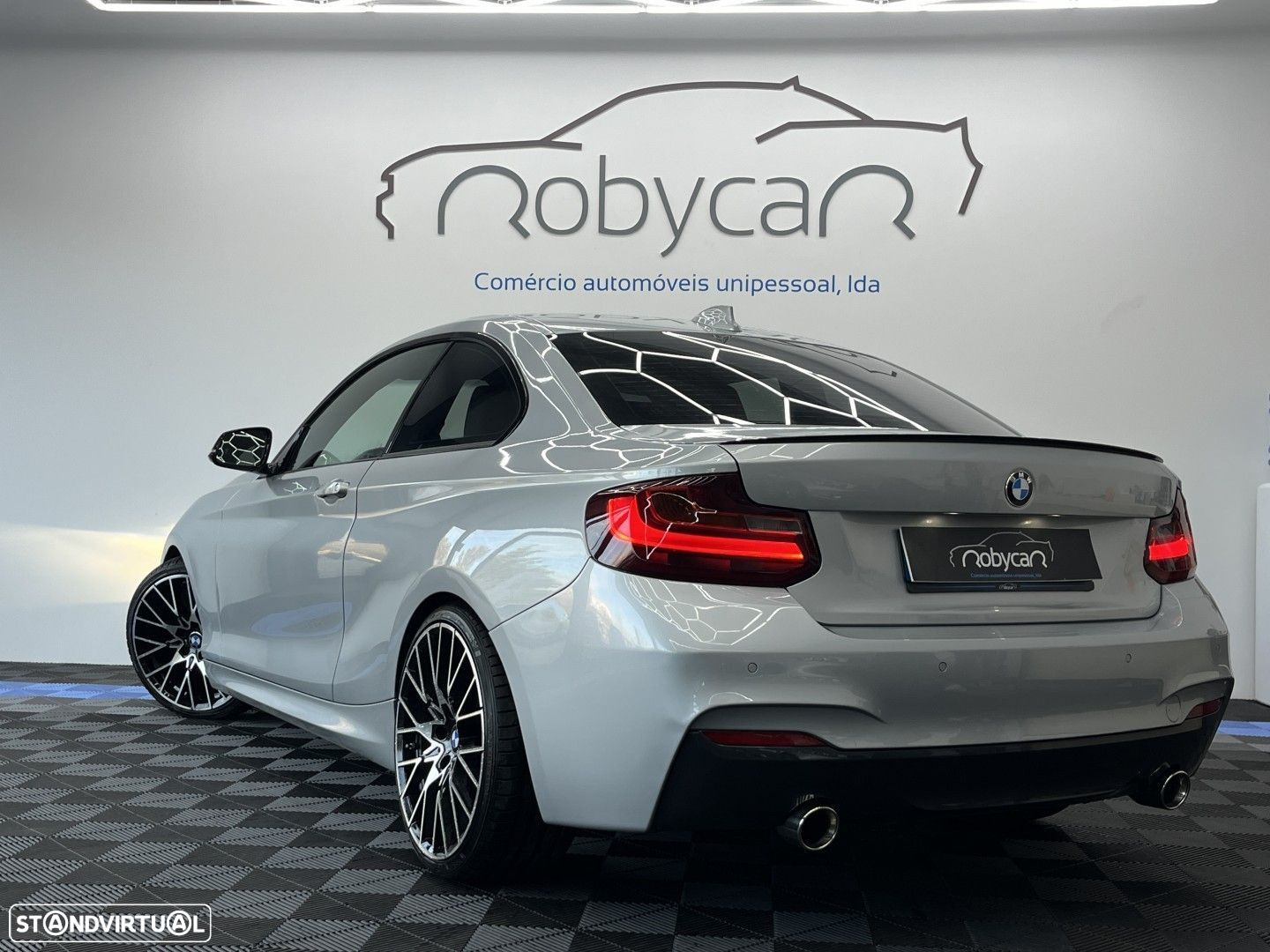 BMW 218 - 4