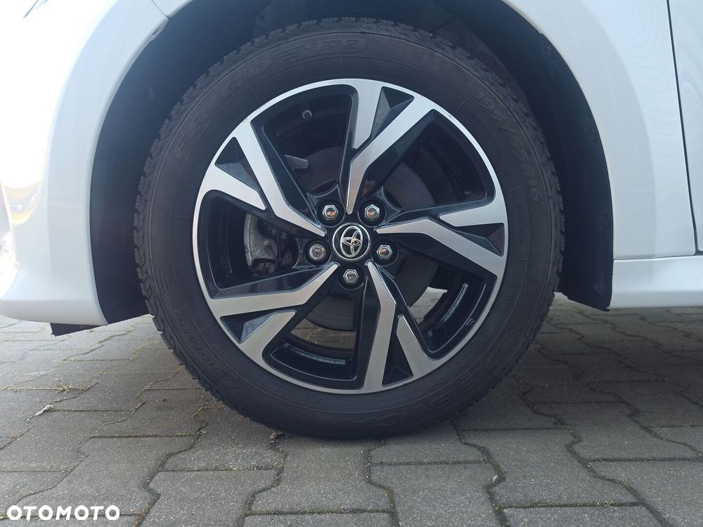 Toyota Yaris Hybrid 1.5 Style - 26