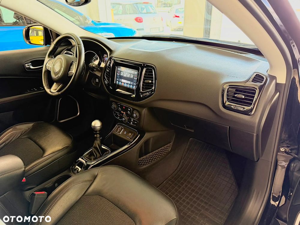 Jeep Compass 1.4 TMair Limited FWD S&S - 19