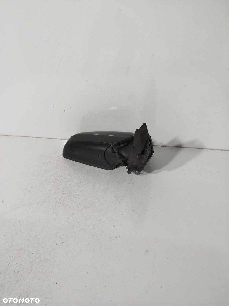 LUSTERKO PRAWE PRZEDNIE AUDI A3 8P 05-08 LX7Z 5 PIN - 3