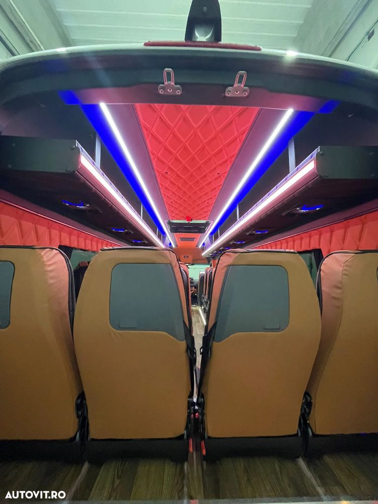 Mercedes-Benz Sprinter - 4