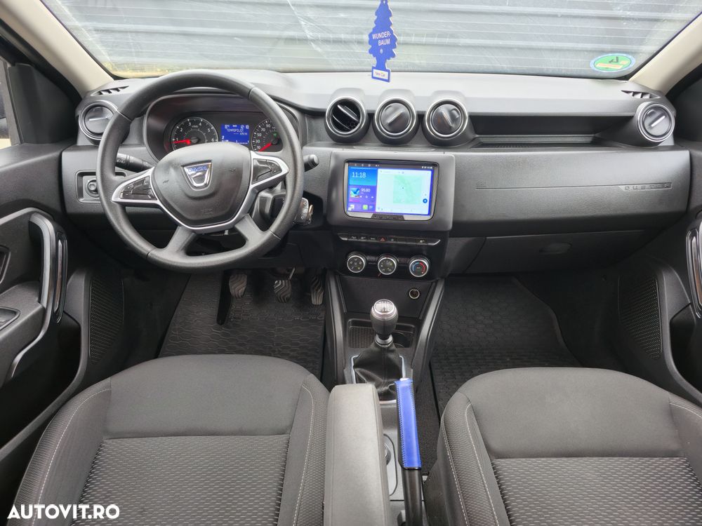 Dacia Duster 1.6 SCe 4WD Essential - 5