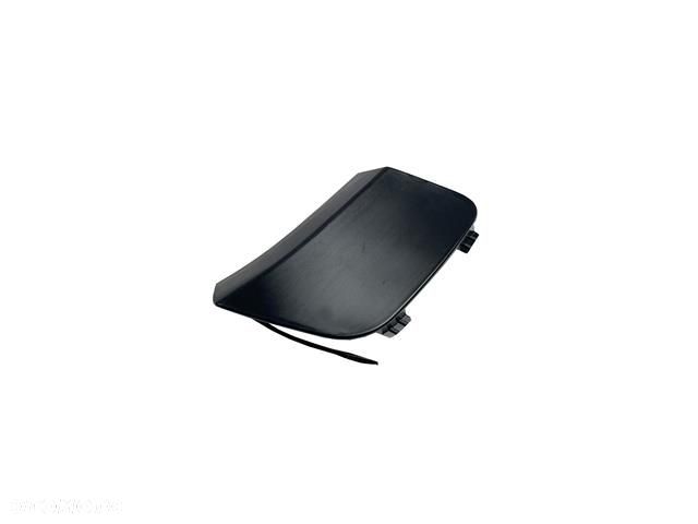 mercedes cla w117 lift 2016 amg zaślepka haka holowniczego - 1