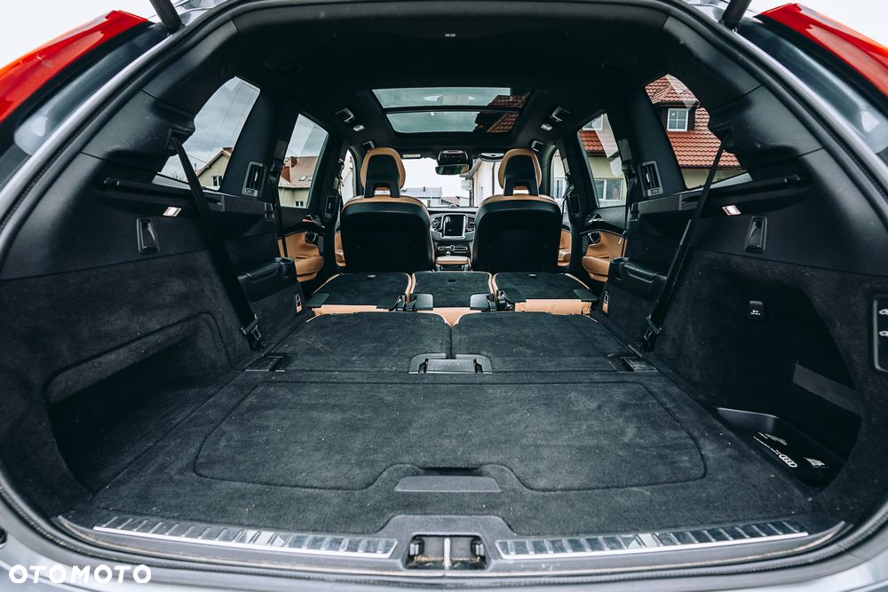 Volvo XC 90 T6 AWD Momentum 7os - 24