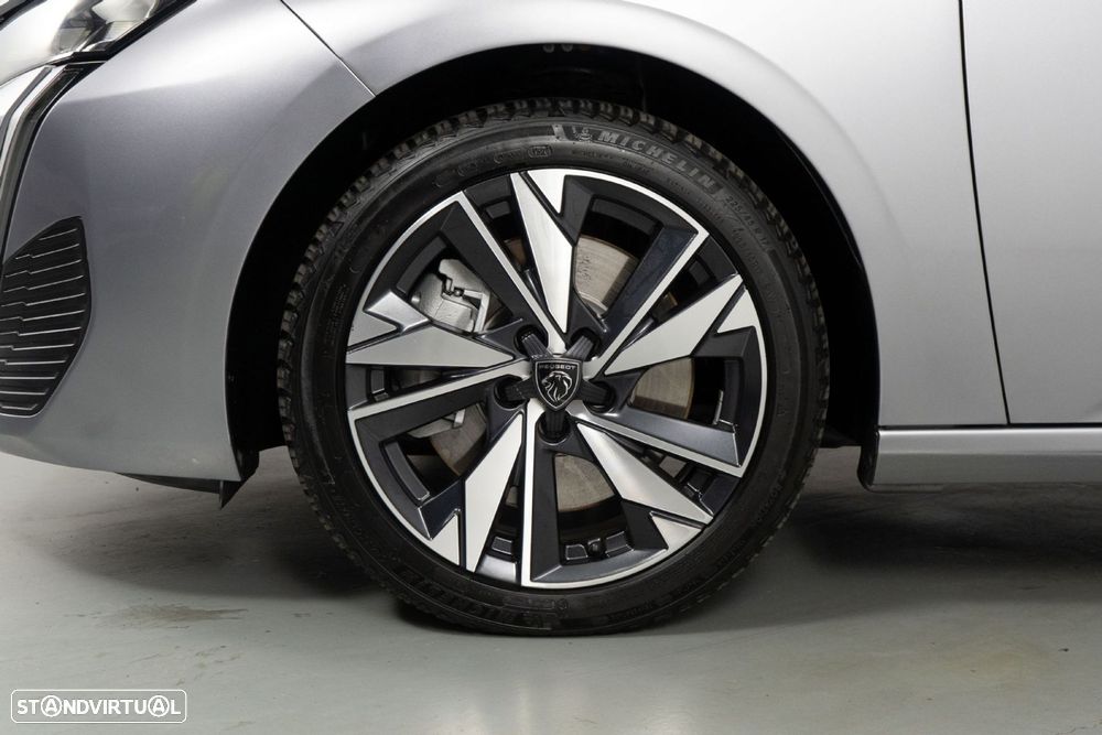 Peugeot 308 1.6 Hybrid Allure e-EAT8 - 19