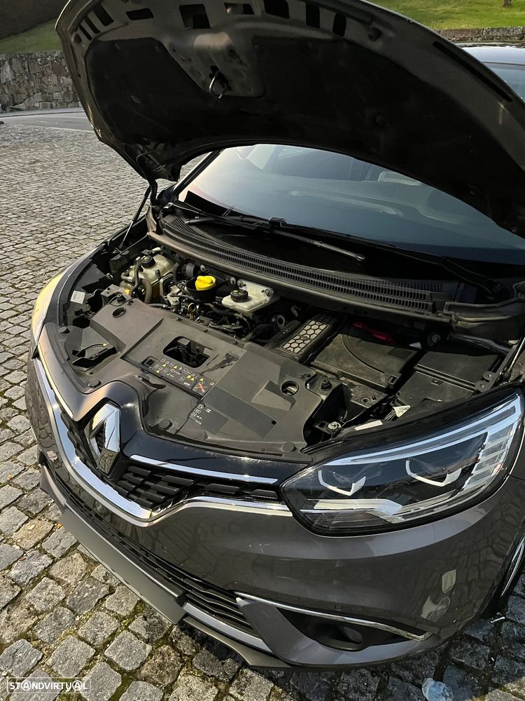 Renault Grand Scénic - 10