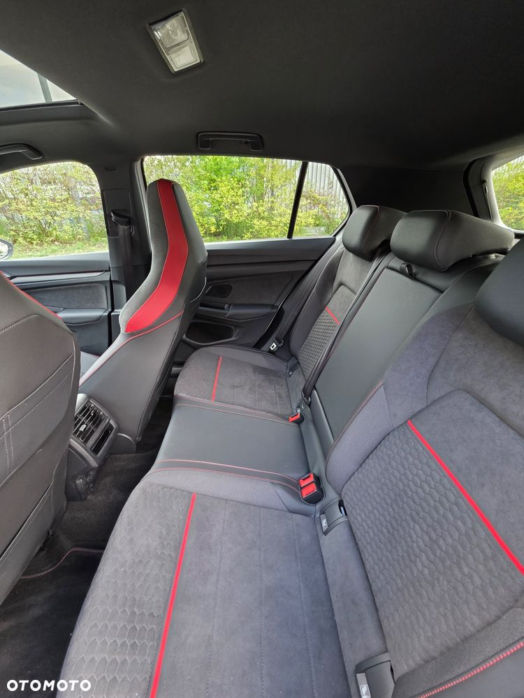 Volkswagen Golf ver-2-0-tsi-gti-clubsport-dsg - 11
