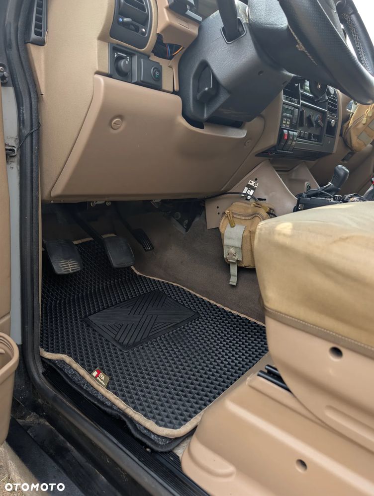 Land Rover Discovery - 8