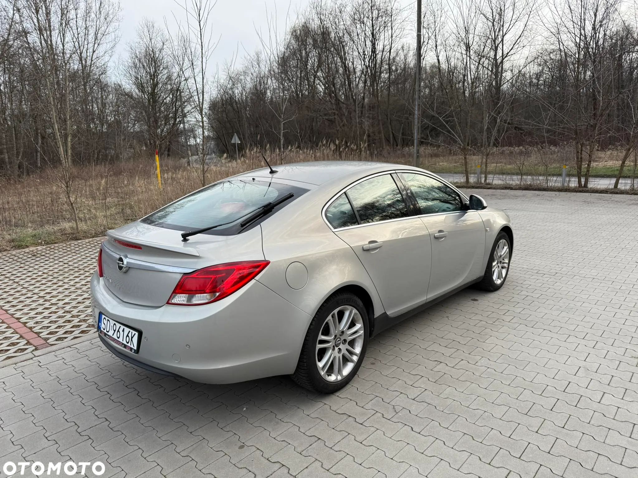 Opel Insignia 1.8 - 1