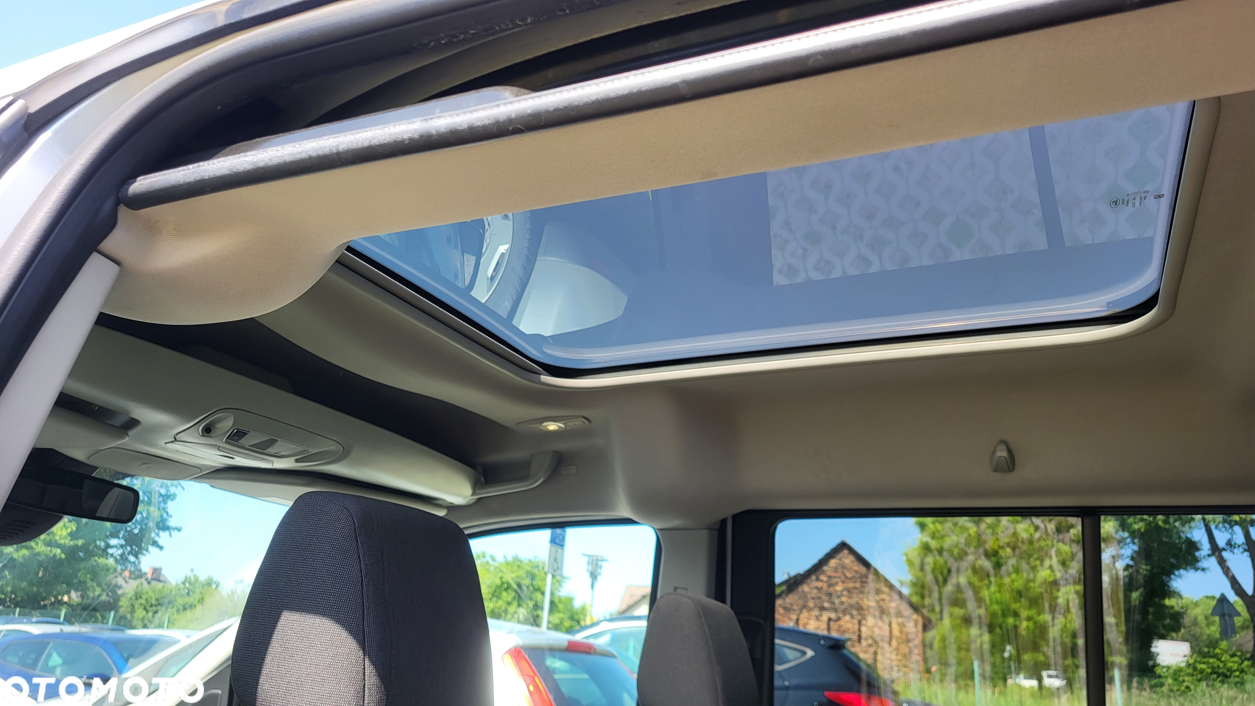 Ford Tourneo Connect Grand - 11