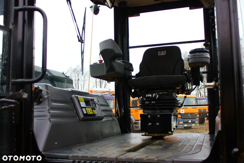 Caterpillar CAT CD10 WALEC STALOWY WIBRACYJNY Z DZIELONYMI BĘBNAMI +KOSZ HYDROG AX077 - 21
