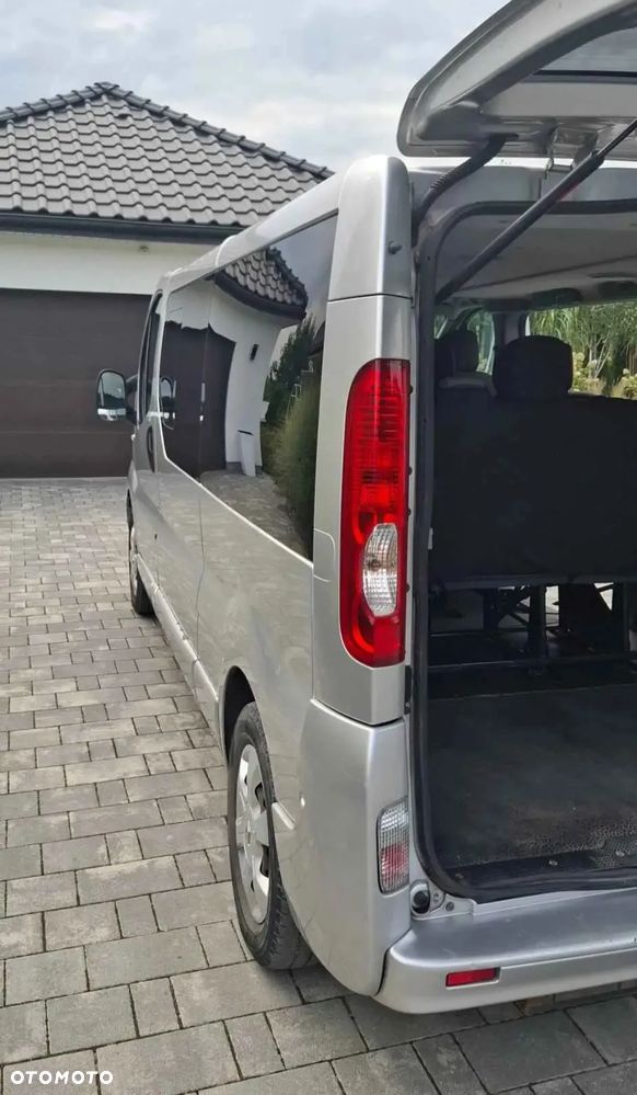 Renault Trafic - 13