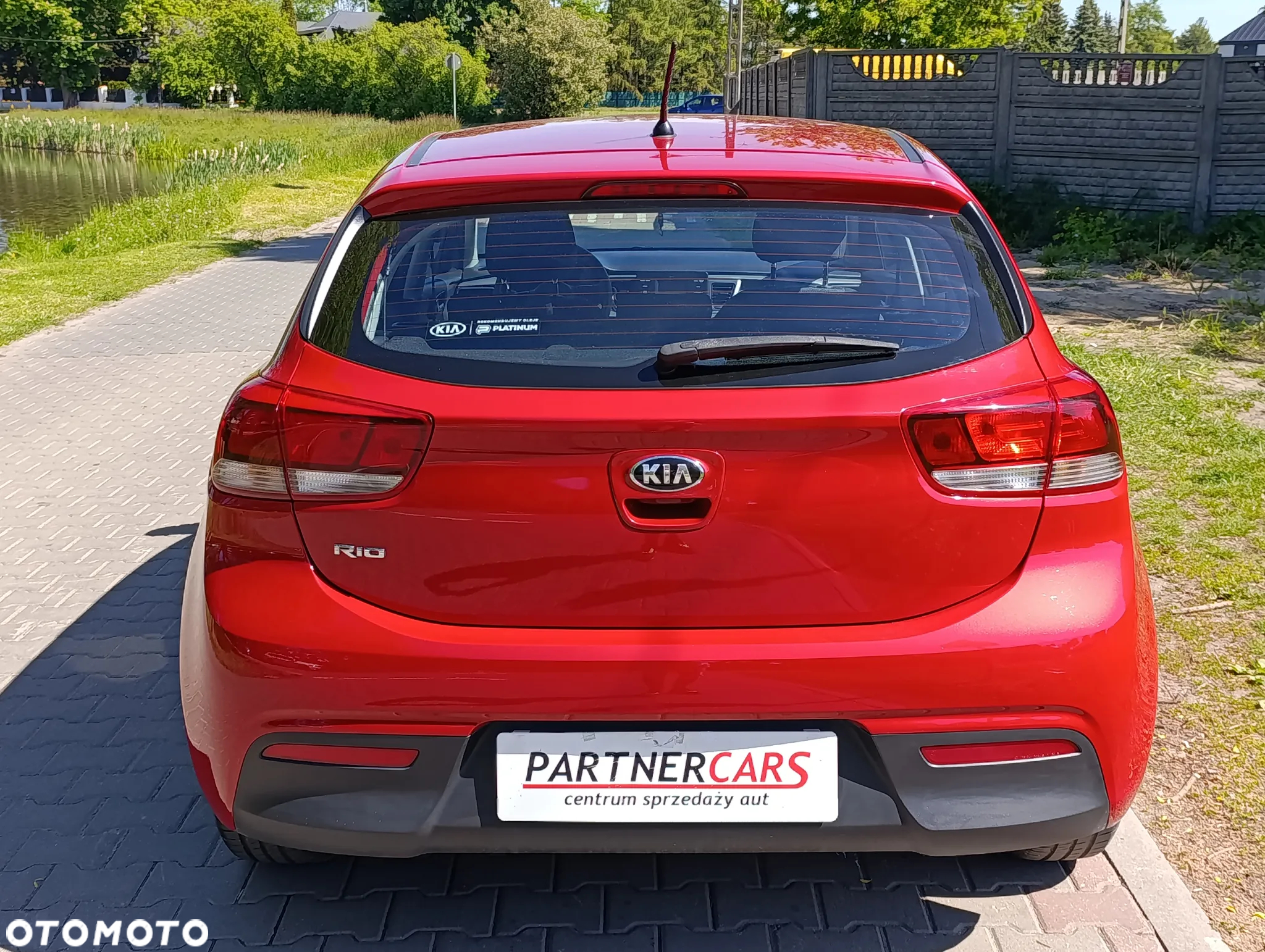 Kia Rio 1.2 M - 8