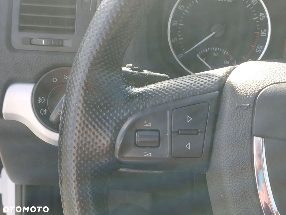 Skoda Octavia 2.0 TDI DPF Ambiente - 22