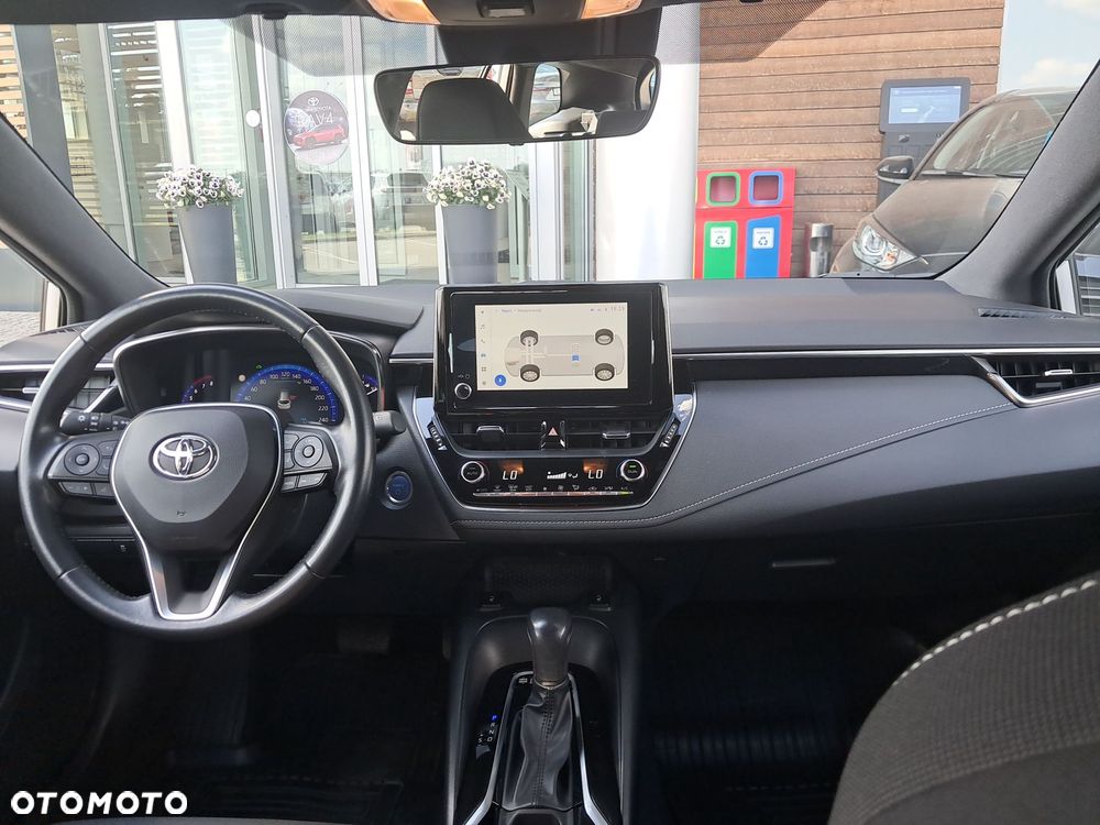 Toyota Corolla 2.0 Hybrid Comfort - 28