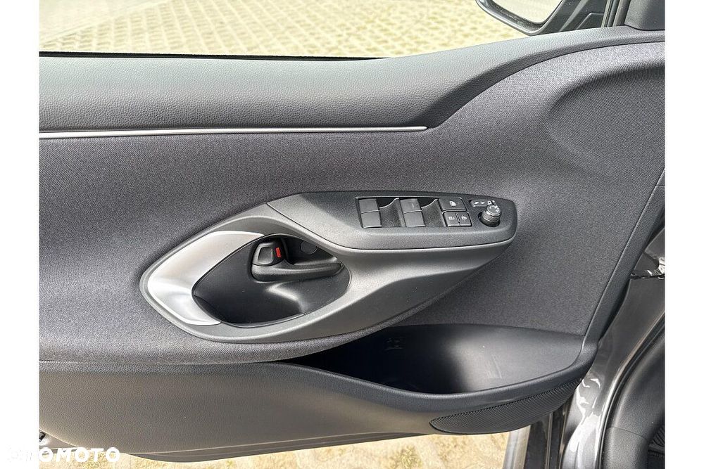 Mazda 2 - 7