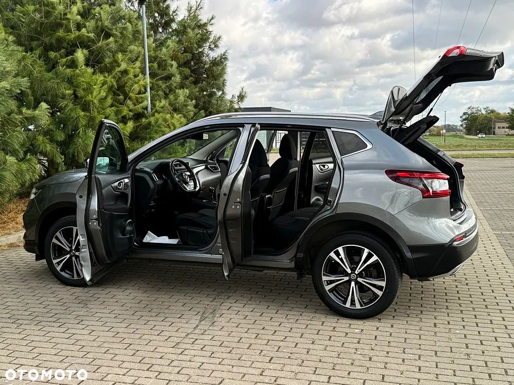 Nissan Qashqai 1.6 dCi Tekna S&S - 19
