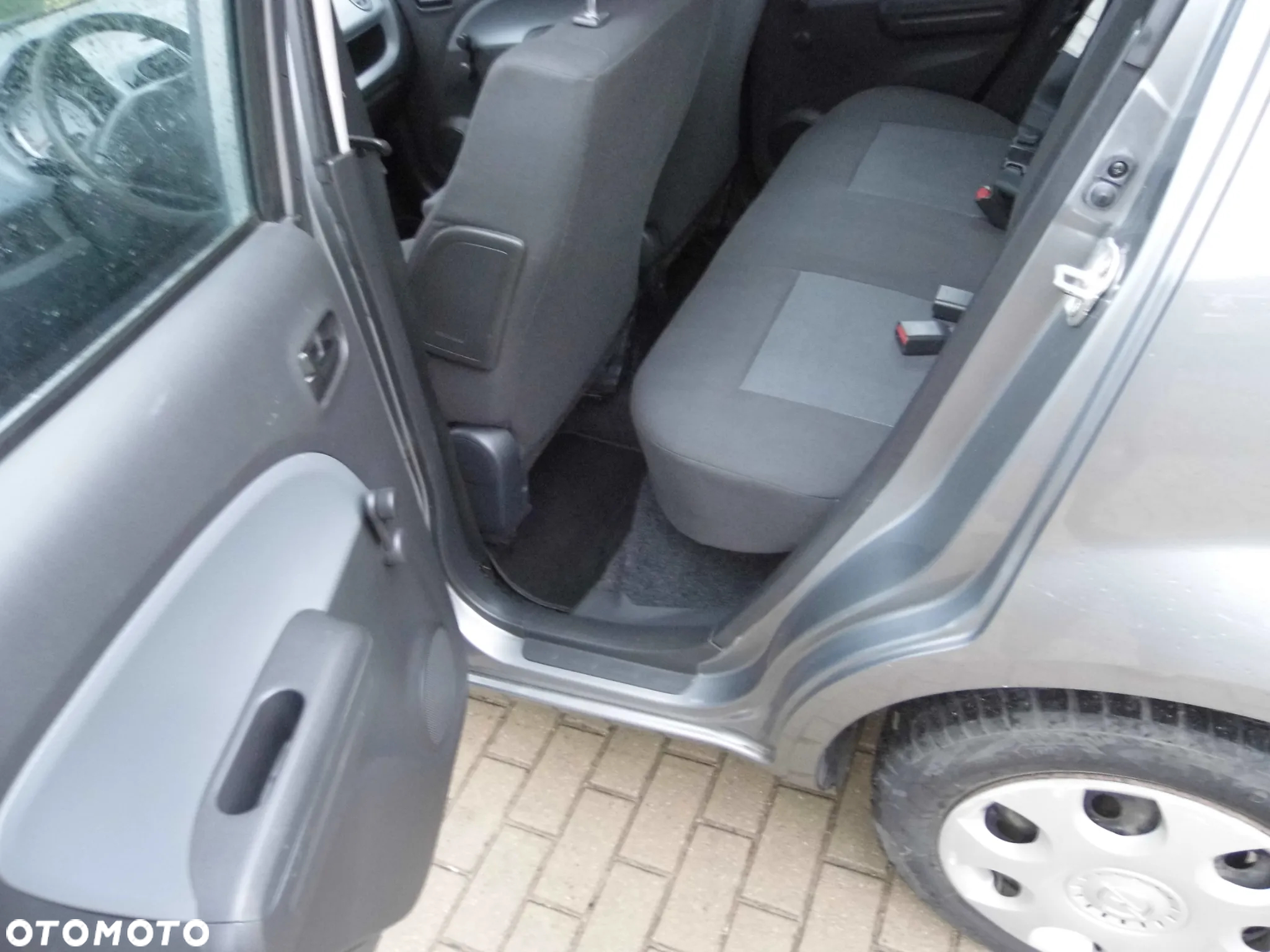 Opel Agila 1.0 Enjoy EU5 - 13
