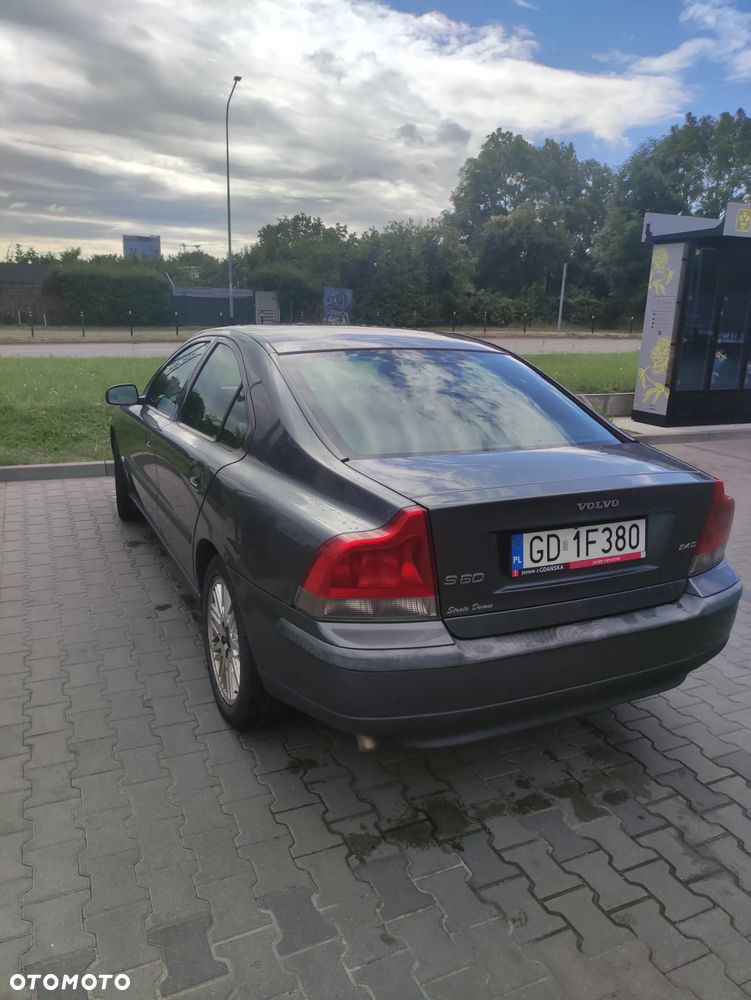 Volvo S60 2.4 D - 3