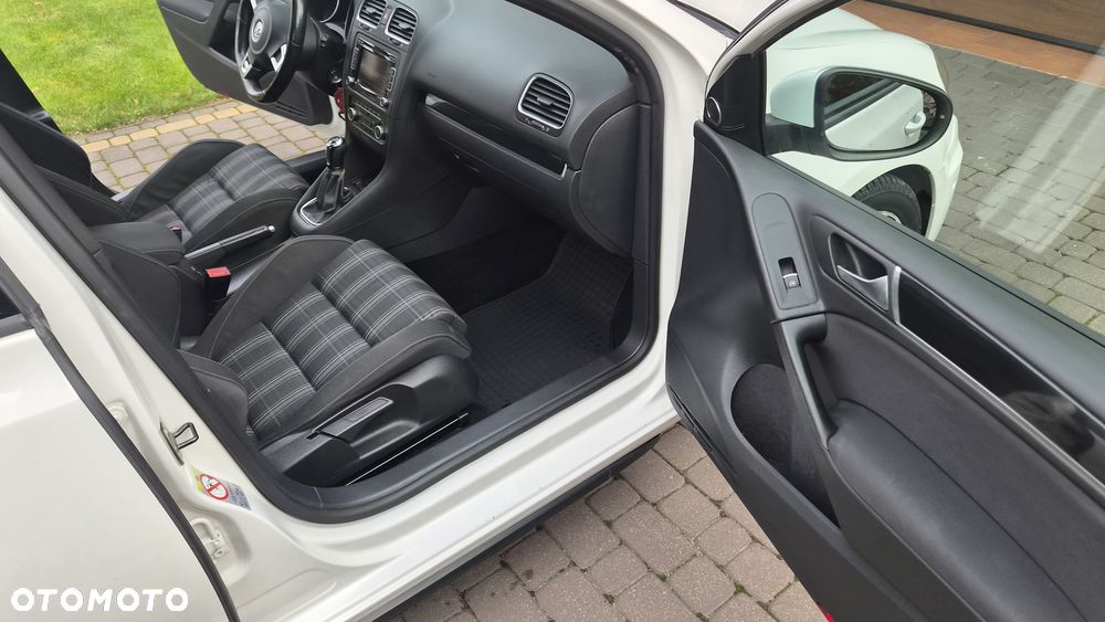 Volkswagen Golf 2.0 TDI DPF GTD - 24