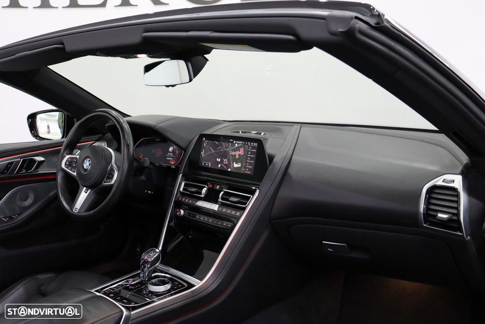 BMW 840 d xDrive Pack M - 29