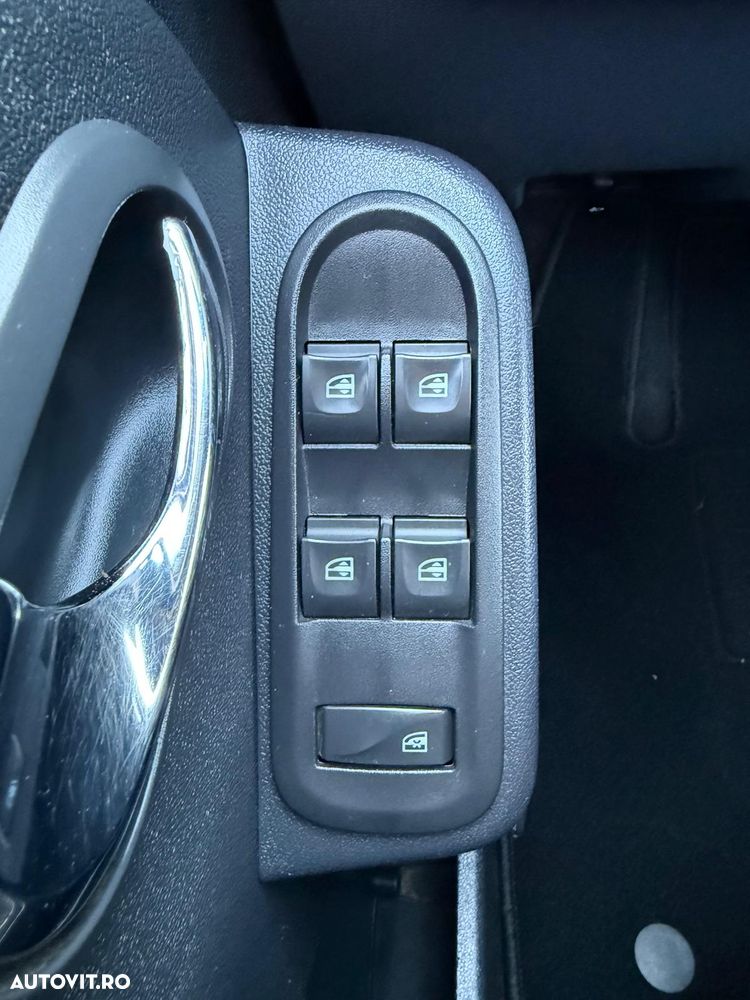 Dacia Duster dCi 110 FAP 4x4 Prestige - 28