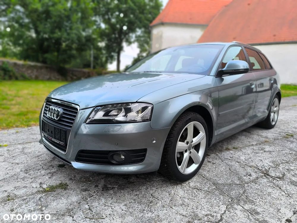 Audi A3 Sportback 1.4 TFSI Attraction - 1
