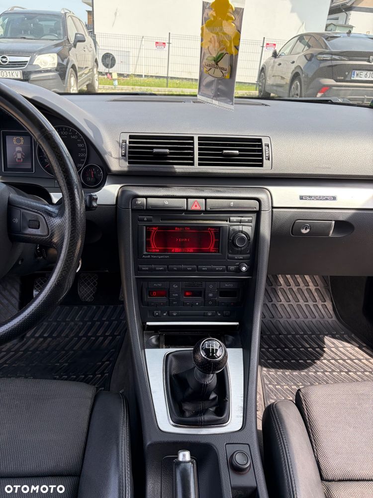 Audi A4 Avant 2.0 TDI DPF Quattro - 14