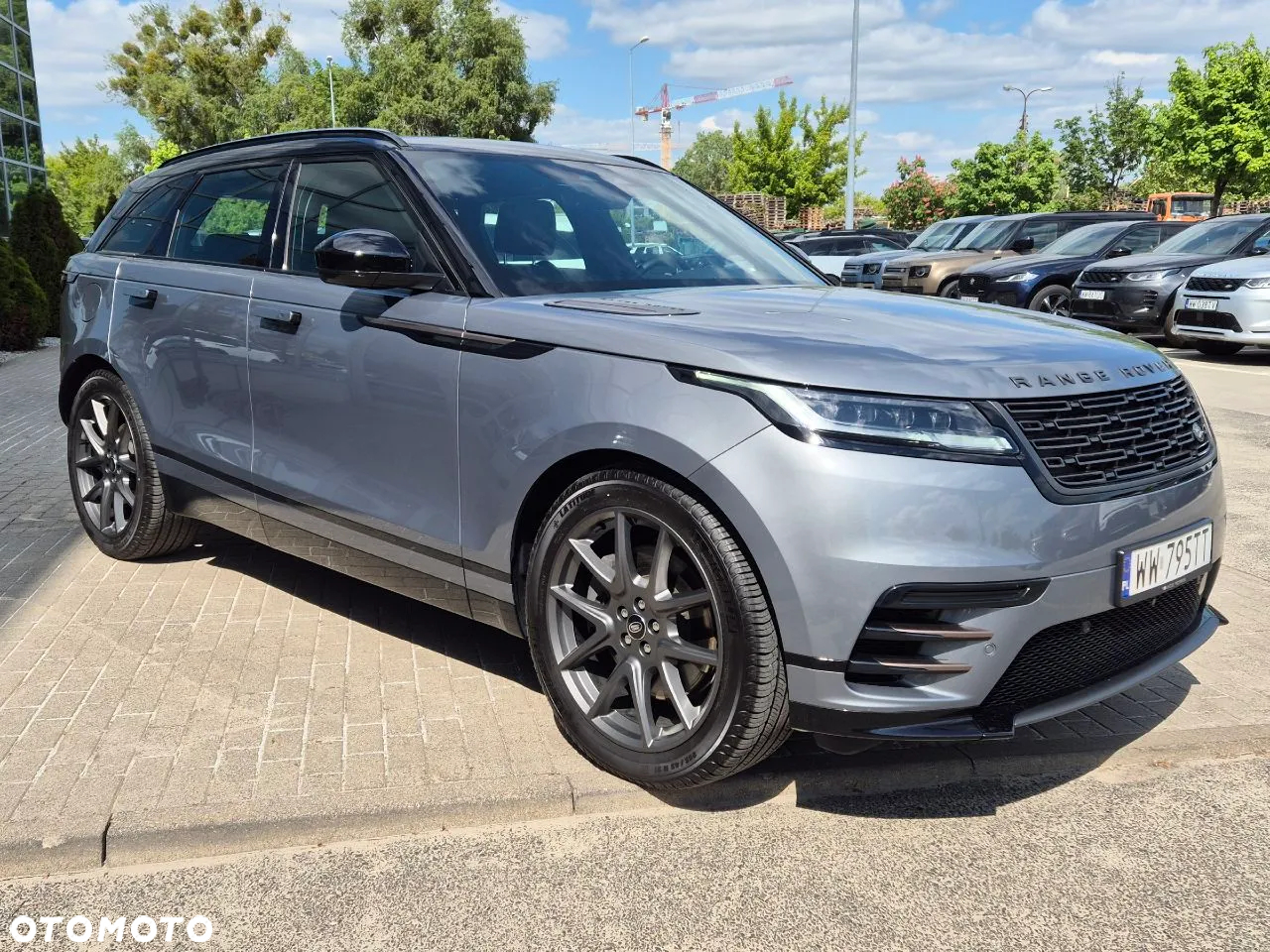 Land Rover Range Rover Velar D300 Dynamic HSE - 4