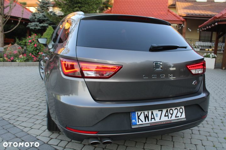 Seat Leon 2.0 TDI DPF Ecomotive FR - 24