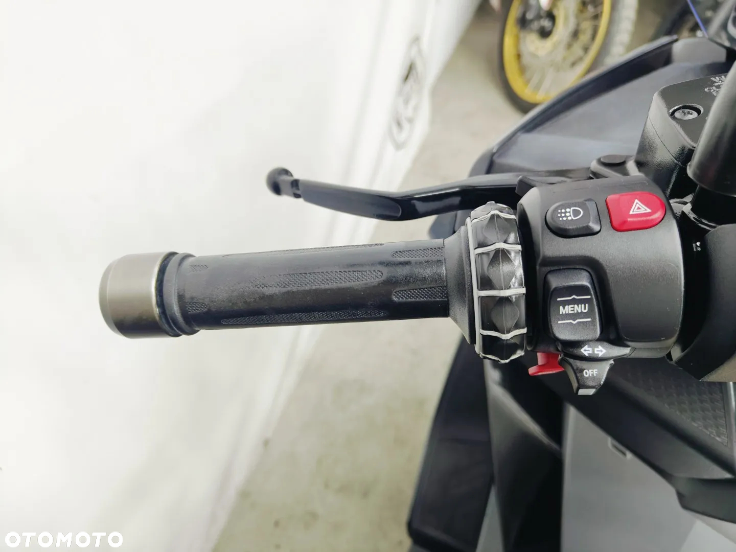 BMW C 400 GT - 12