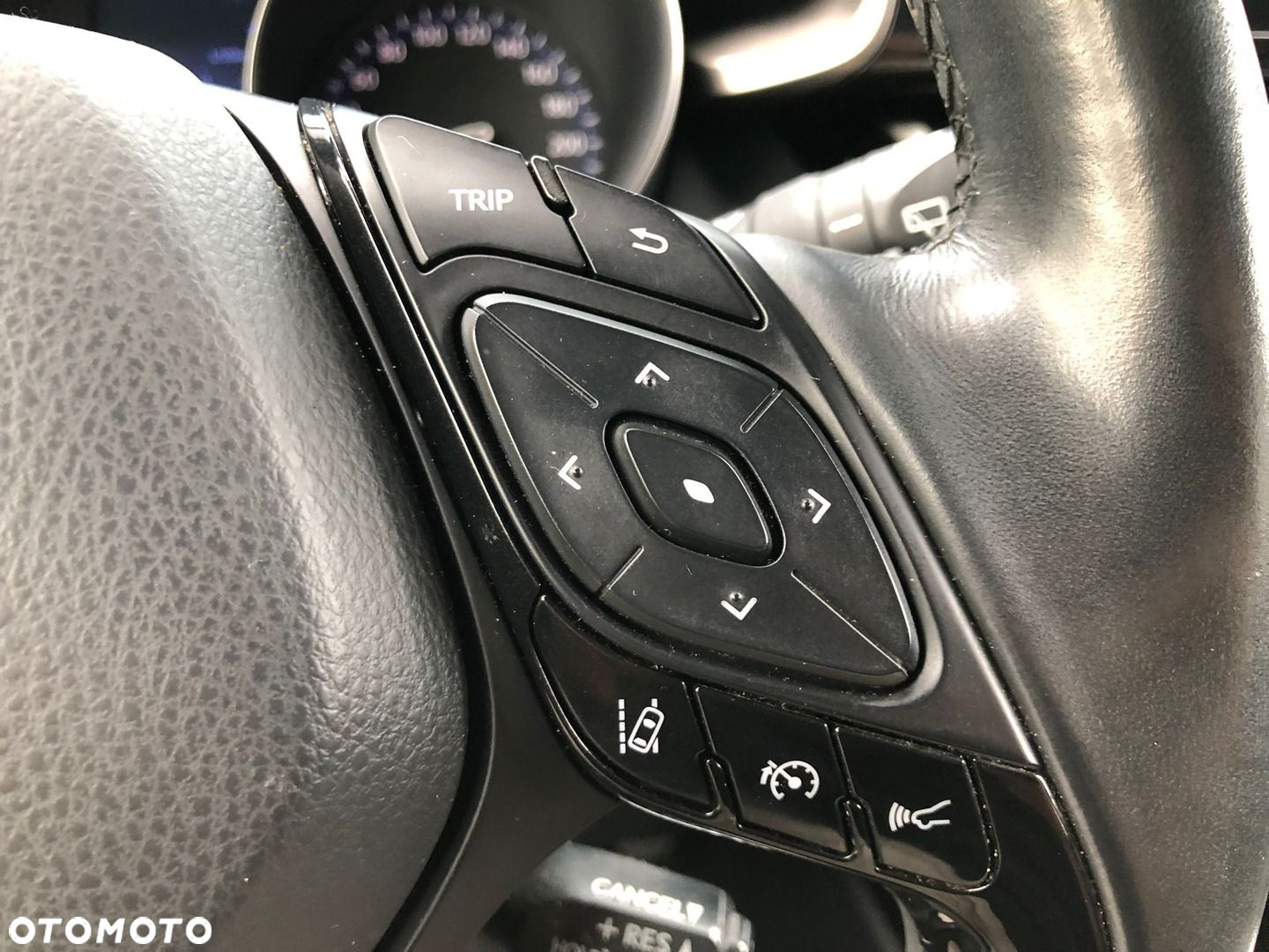 Toyota C-HR 1.8 Hybrid Prestige - 24
