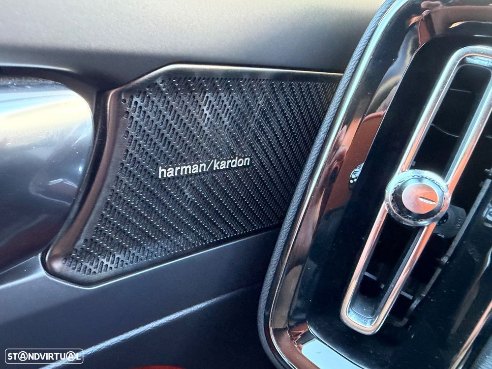 Volvo XC 40 2.0 T4 R-Design - 17