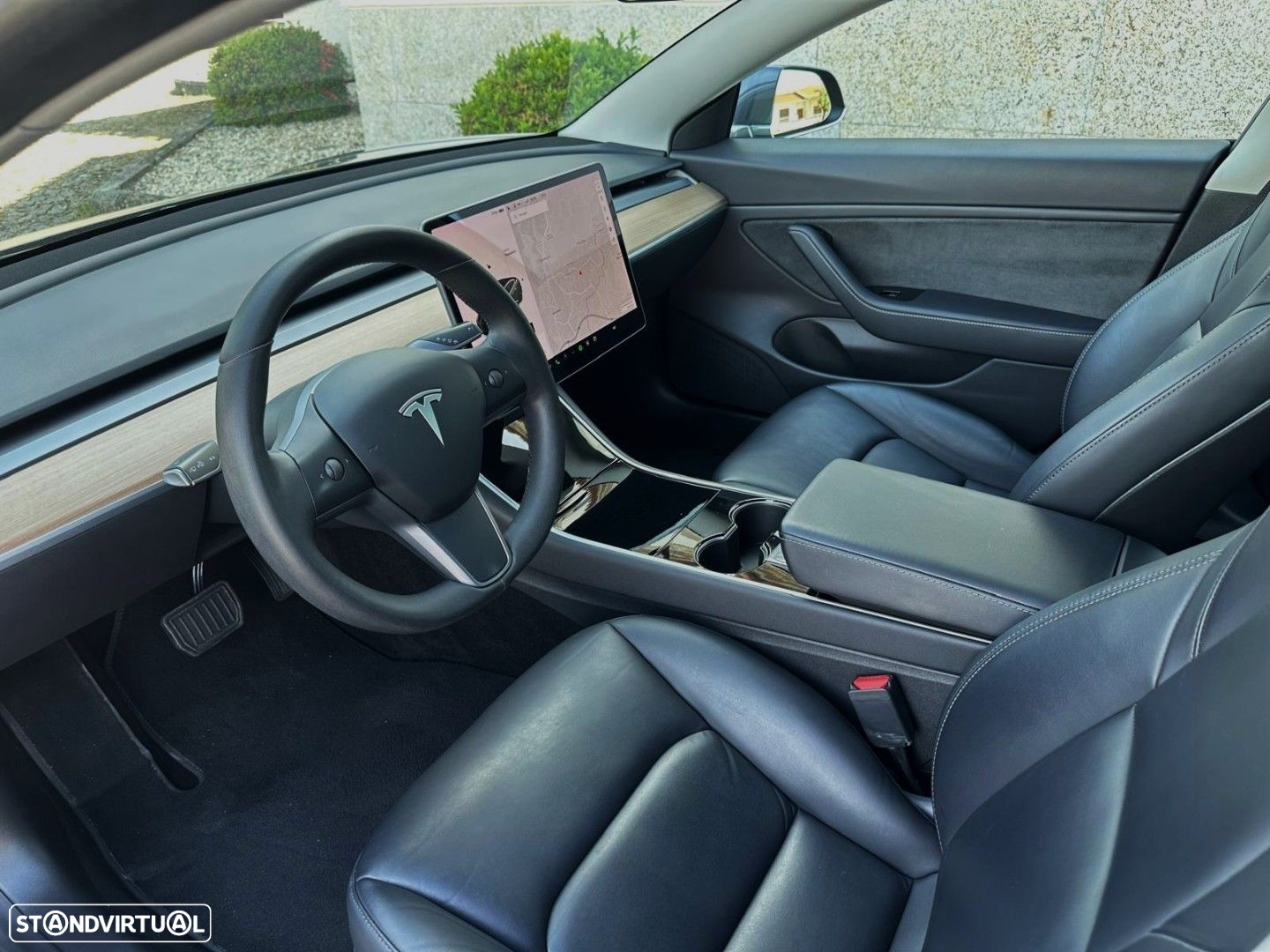 Tesla Model 3 Long-Range Dual Motor AWD - 17