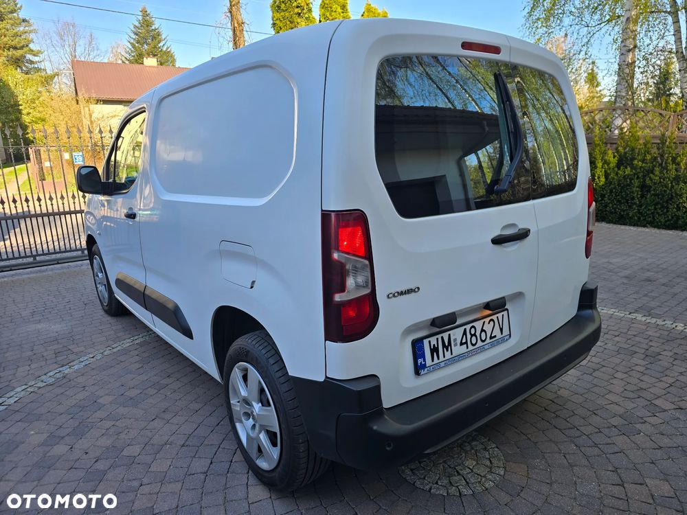 Opel Combo 1.5 CDTI S&S - 17
