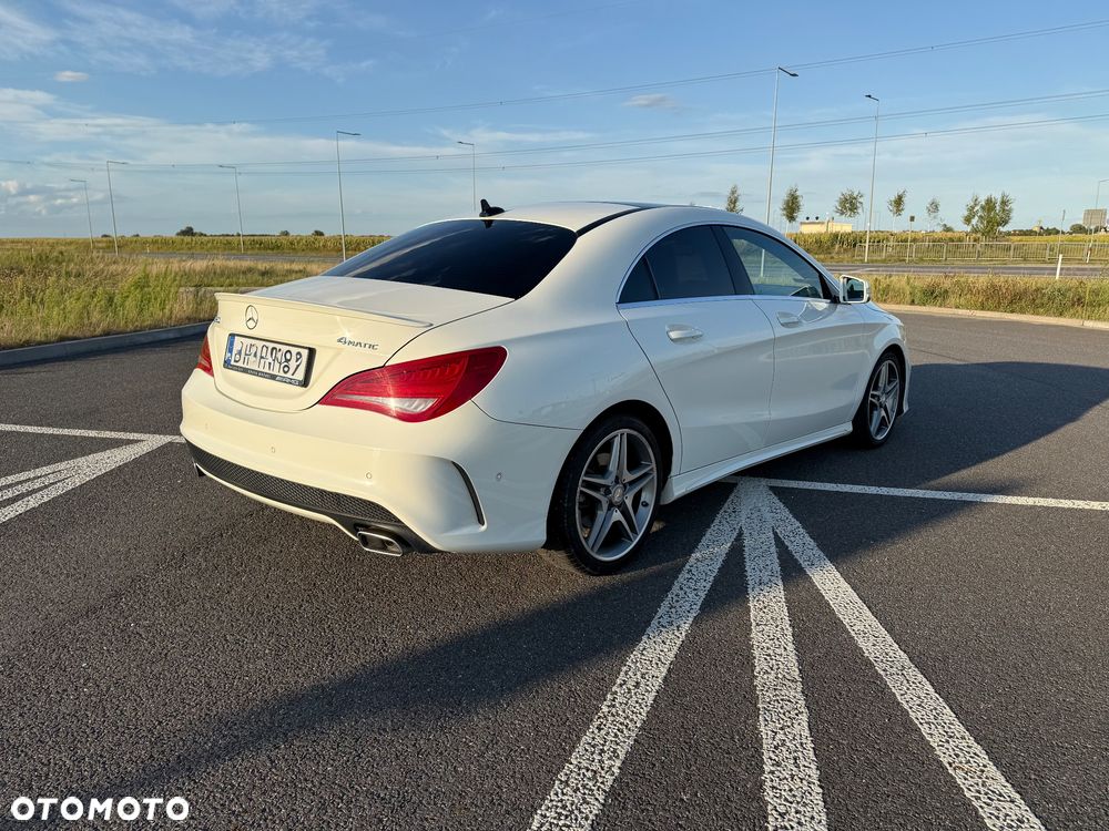 Mercedes-Benz CLA 250 4-Matic - 4