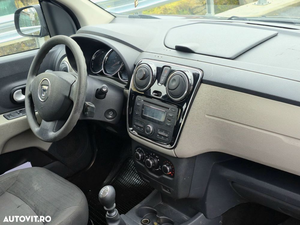 Dacia Lodgy dCi 110 Celebration - 15