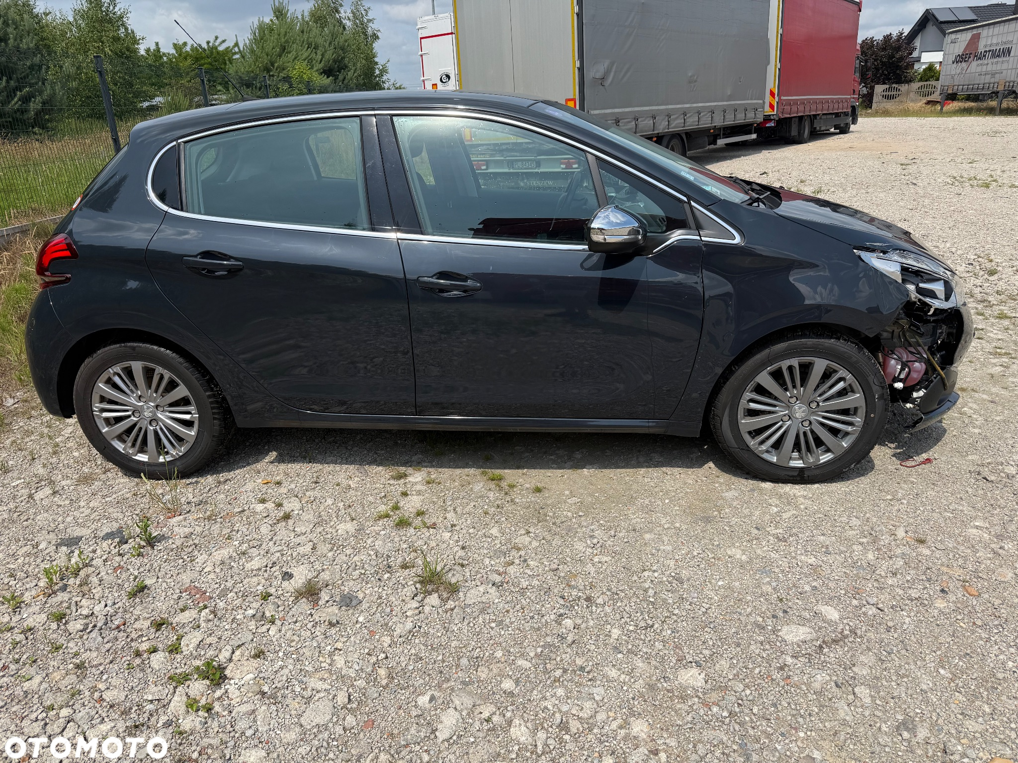 Peugeot 208 1.2 PureTech Allure S&S EAT6 - 4