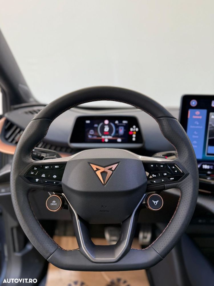 Cupra Tavascan - 11