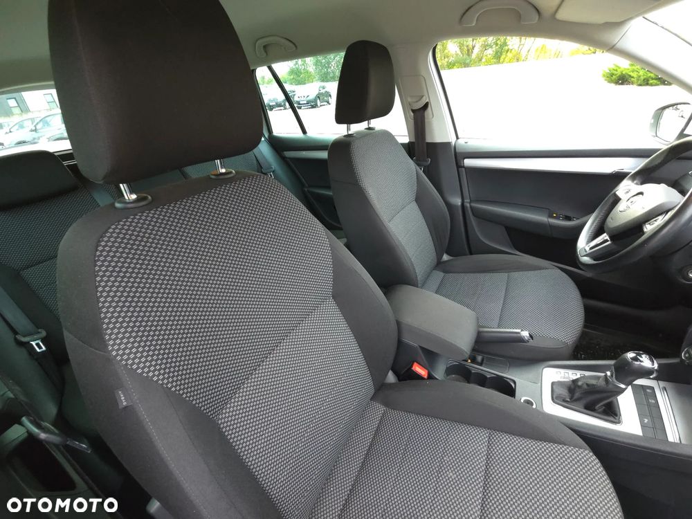 Skoda Octavia 1.4 TSI Ambition DSG - 17