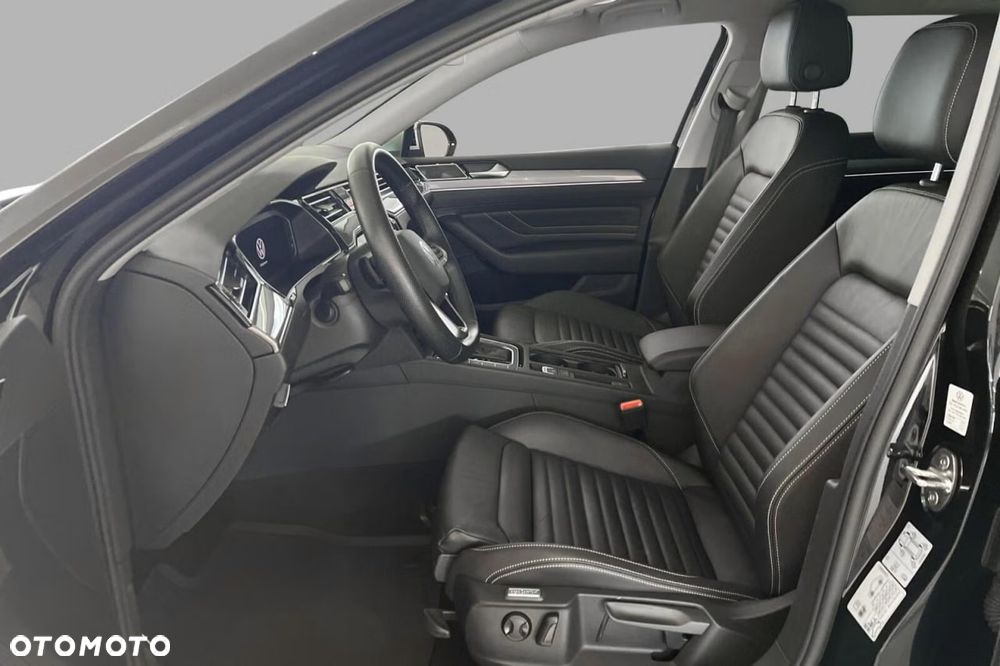 Volkswagen Passat 2.0 TDI SCR DSG Business - 15
