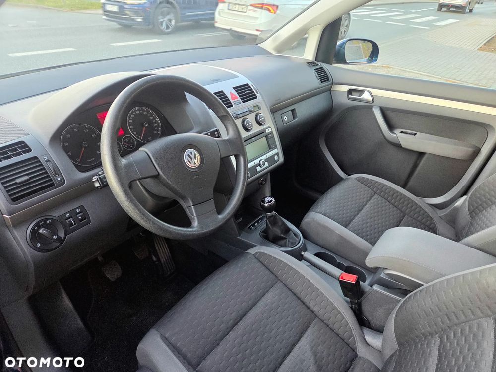 Volkswagen Touran 1.4 TSI Comfortline - 11