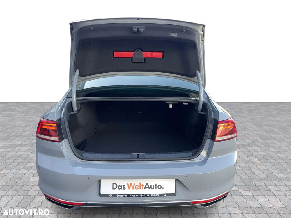 Volkswagen Passat 2.0 TDI SCR DSG Highline - 27