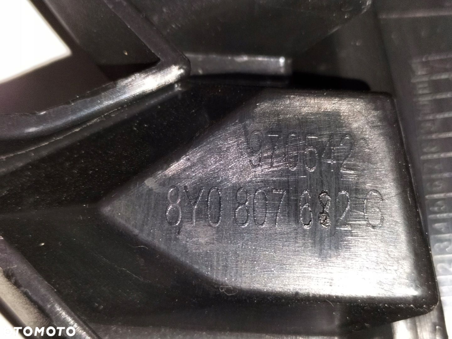 Atrapa kratka zderzaka przód prawa AUDI A3 S3 8Y 20-23 - 5