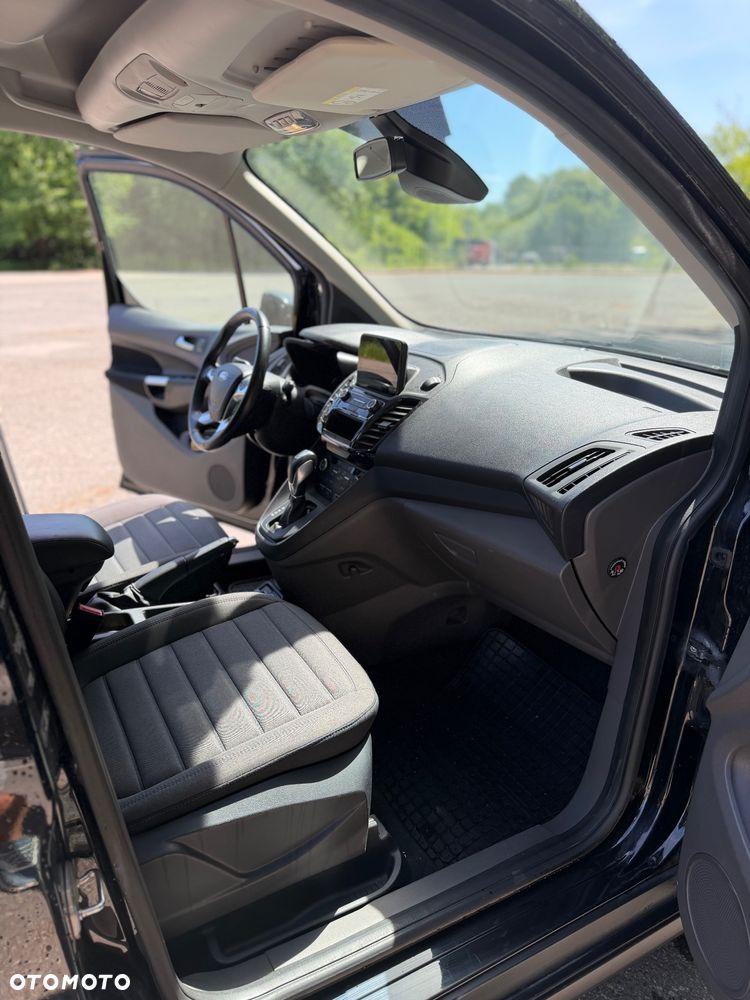 Ford Tourneo Connect - 18
