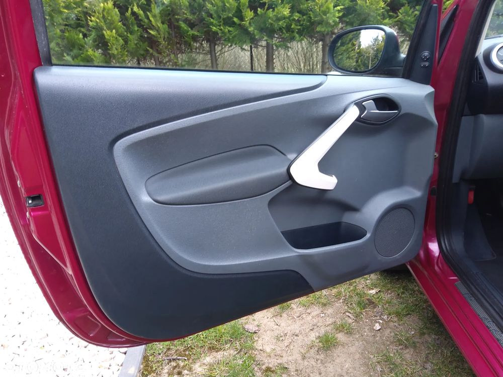 Ford KA 1.2 Titanium (air4) - 15