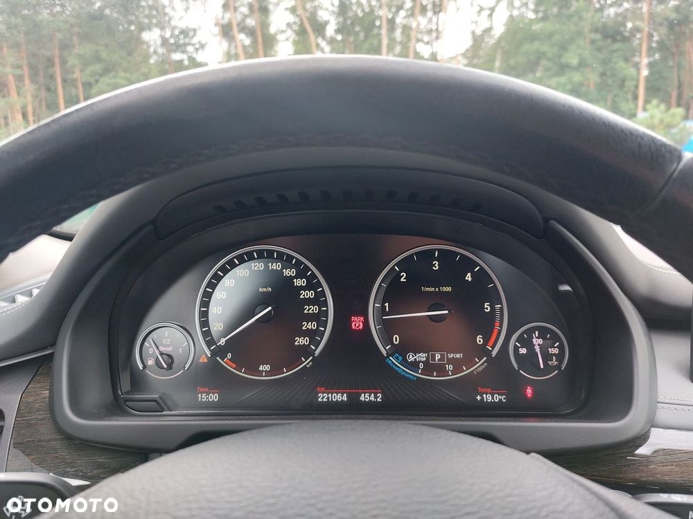 BMW X5 xDrive30d - 27