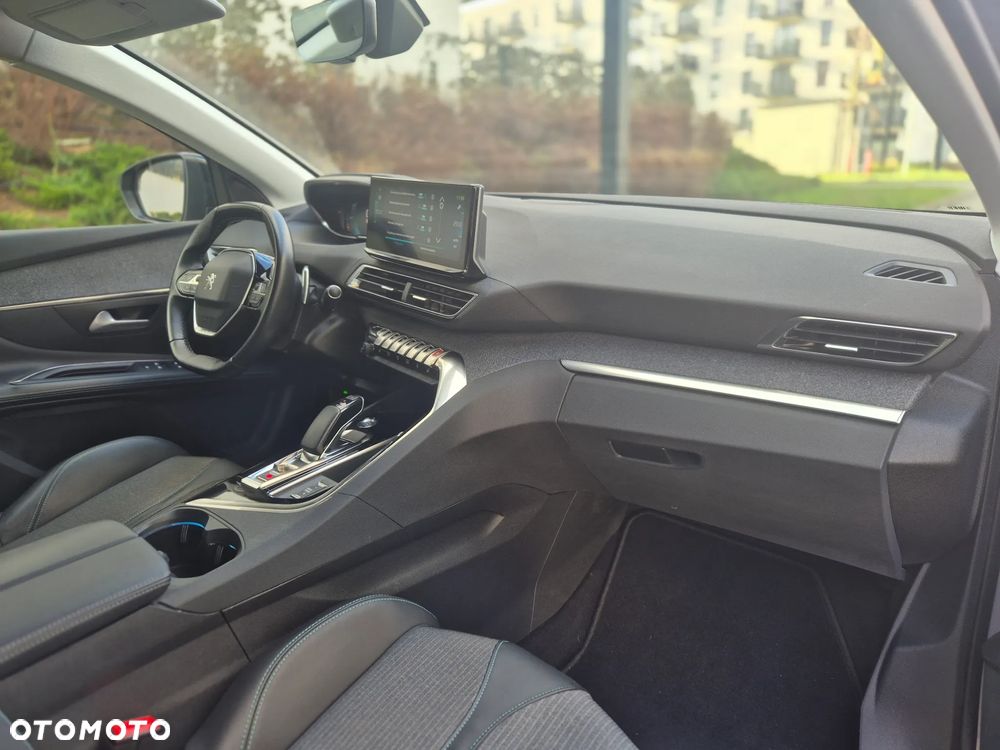 Peugeot 3008 225 e-EAT8 Allure Pack - 28